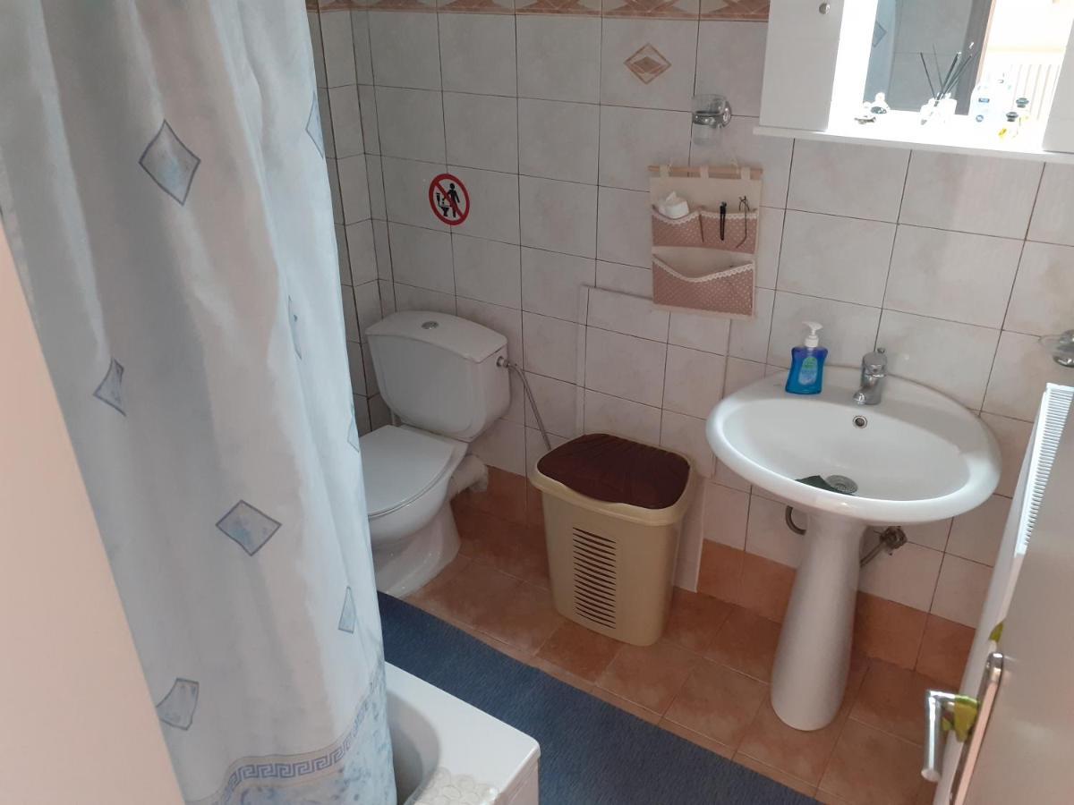 Top Floor On Villa, 3' From Center, By The Sea! Host Is Efi Kwsta Πρέβεζα Εξωτερικό φωτογραφία