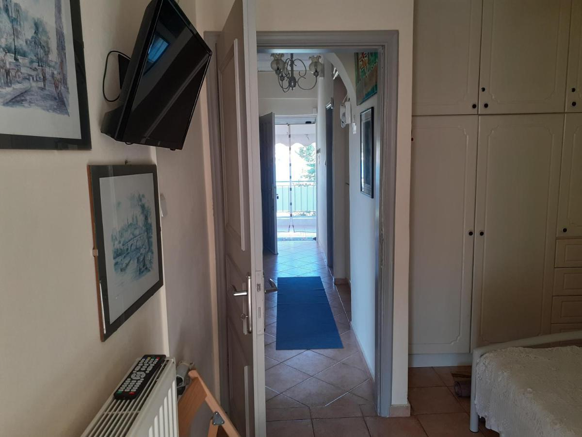 Top Floor On Villa, 3' From Center, By The Sea! Host Is Efi Kwsta Πρέβεζα Εξωτερικό φωτογραφία