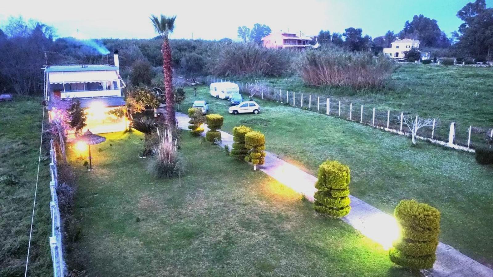 Top Floor On Villa, 3' From Center, By The Sea! Host Is Efi Kwsta Πρέβεζα Εξωτερικό φωτογραφία